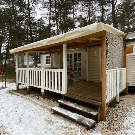 Mobilhome Comfort A La Montagne Saint-Auban  المظهر الخارجي الصورة